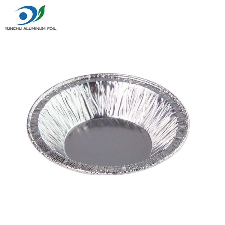 Ümmargune hapukassalus hõbedase alumiiniumfooliumi toidumahuti
