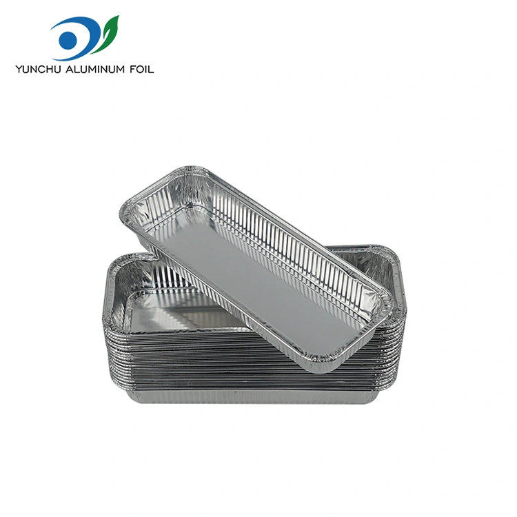 Ristkülikukujulised küpsetatud leiva hõbedase alumiiniumfooliumi anumad