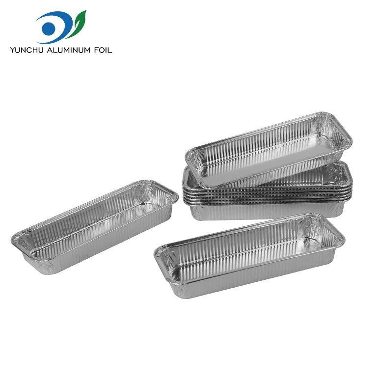 Ristkülikukujulised küpsetatud leiva hõbedase alumiiniumfooliumi anumad