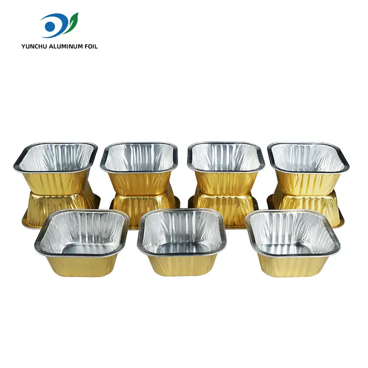 Ruudukite küpsetuskoogid sile seina alumiiniumfooliumi anumad